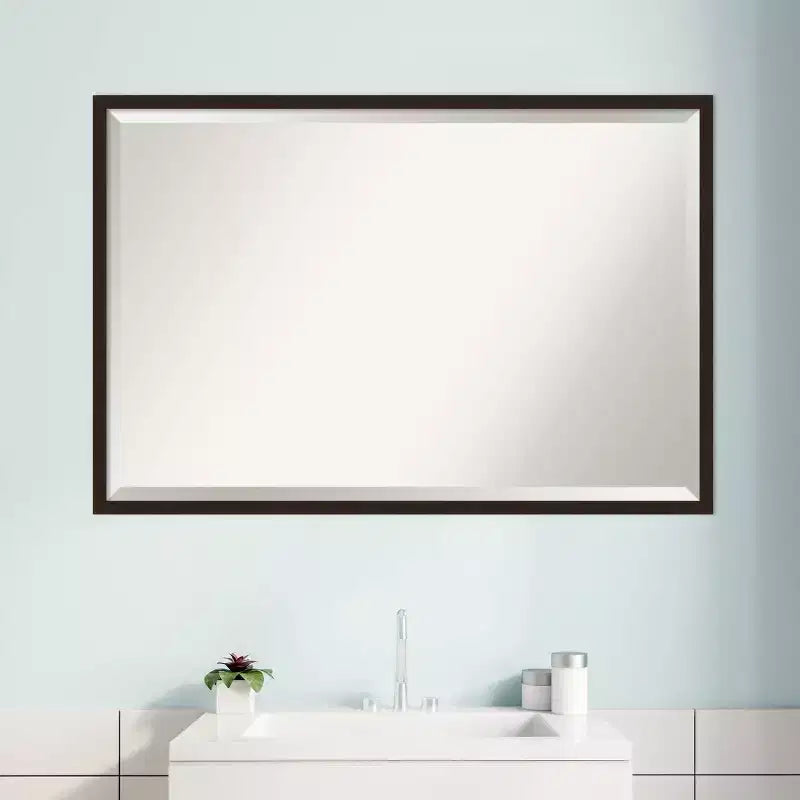 Miroir mural de salle de bain étroit encadré 37" x 25" Marron foncé Rectangulaire Moderne, Cadre en bois, Fixation murale