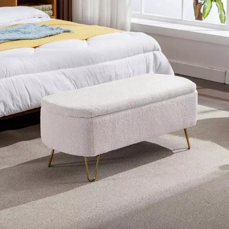 Banc de rangement moderne de 39 po avec revêtement en fausse fourrure, banc d'entrée avec pieds dorés, bout de lit, pouf pour salon, chambre à coucher